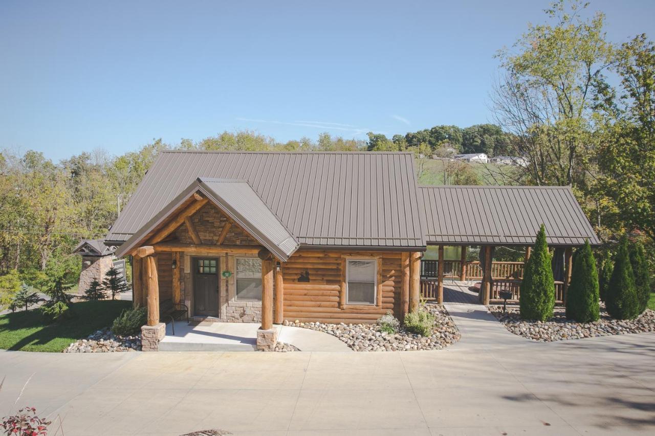 ברלין Water Lily Cabin By Amish Country Lodging מראה חיצוני תמונה